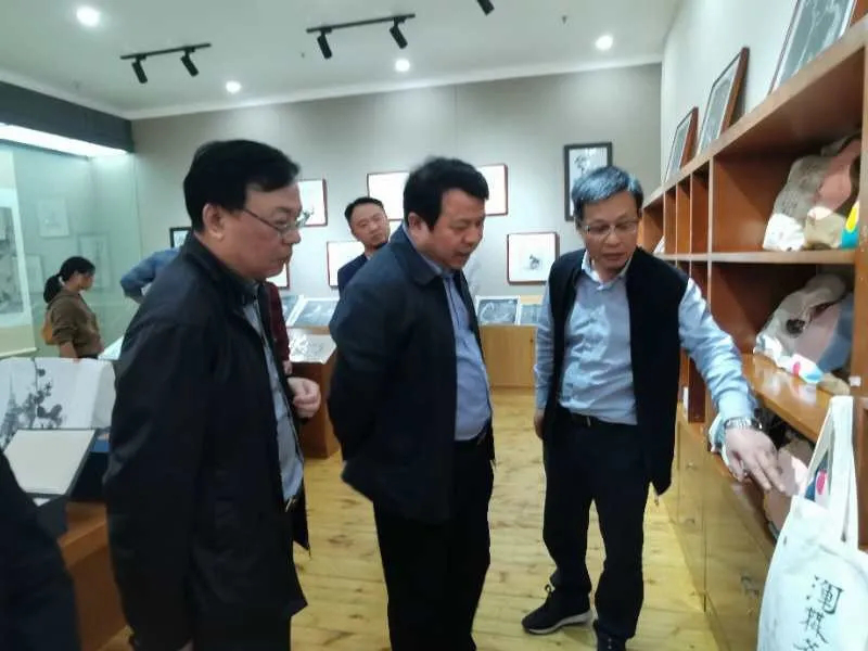 两馆交流，共享发展之道.png